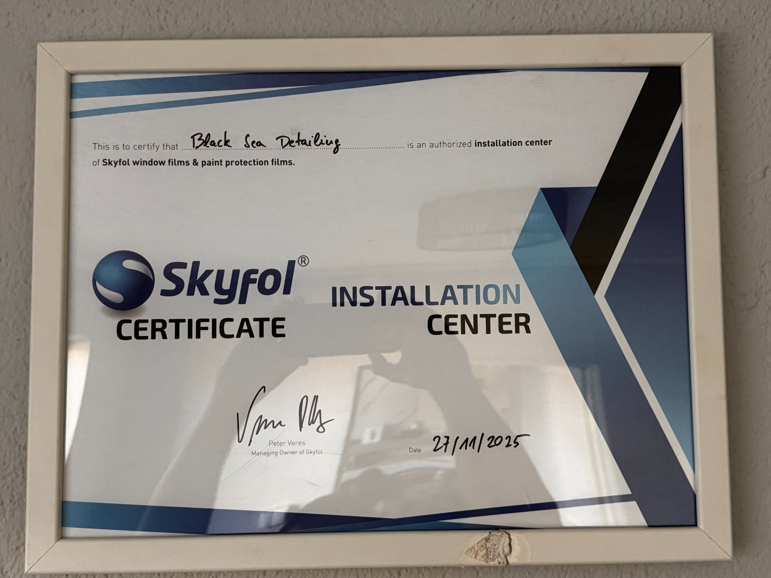 Сертификат на Skyfol, че Black Sea Detailing е оторизиран инсталационен център