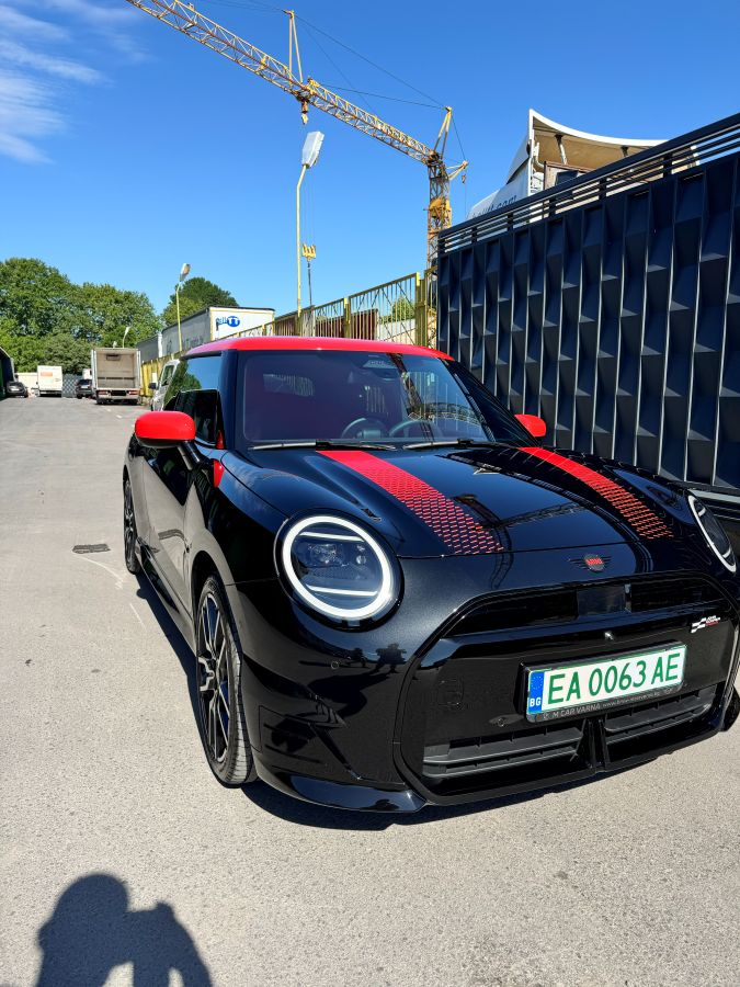 Автомобил със защитно PPF фолио - проект 27