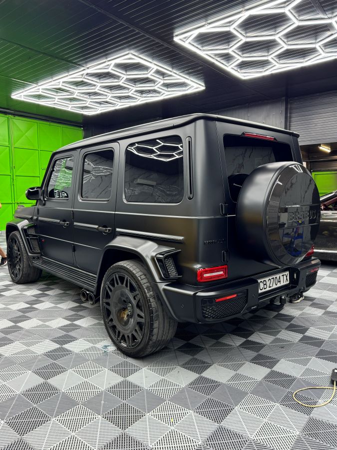 Автомобил със защитно PPF фолио - проект 40