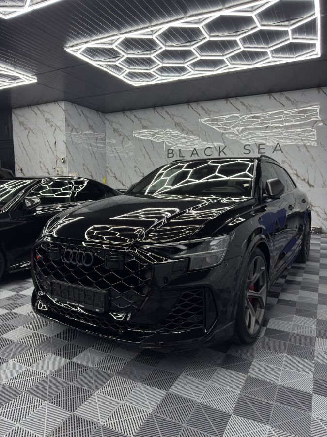 Автомобил със защитно PPF фолио - проект 57