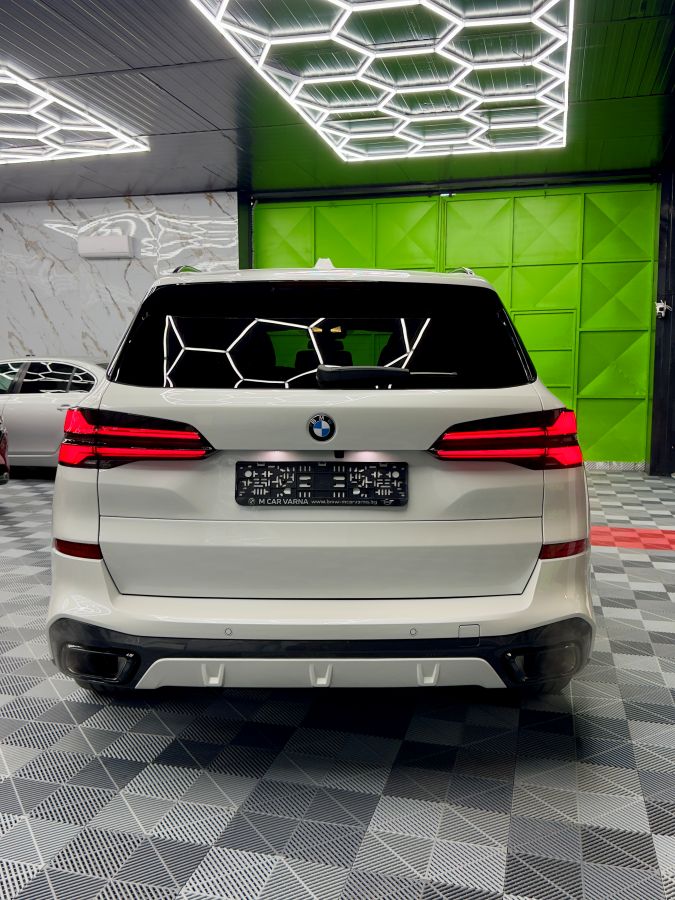 Автомобил със защитно PPF фолио - проект 8